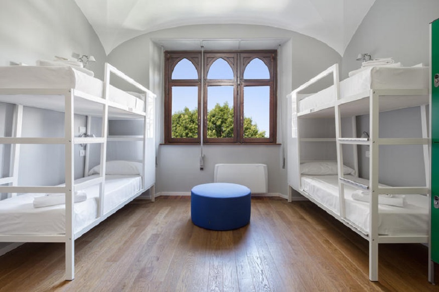best hostels in milan, dorm room at Babila Hostel & Bistrot