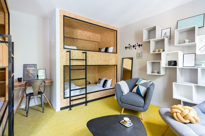 best hostels in paris, Hotel Madrigal dorm room