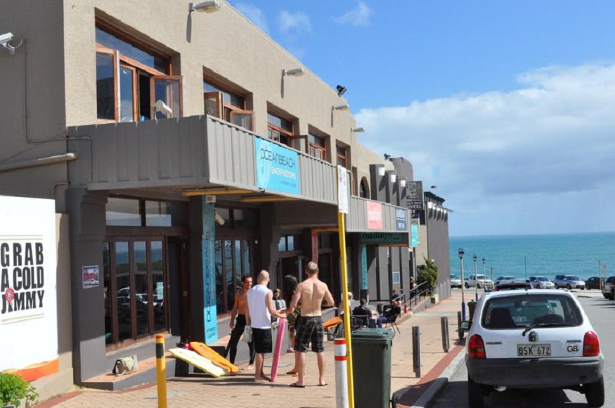 best hostels in Perth - Ocean Beach Backpackers