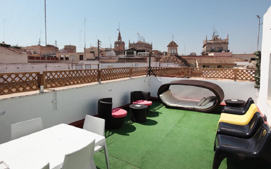 best hostels in valencia,Center Valencia Youth Hostel rooftop terrace