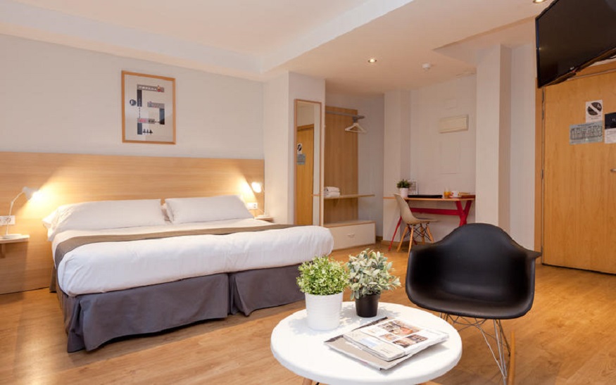 best hostels in valencia,private room at Rooms Ciencias