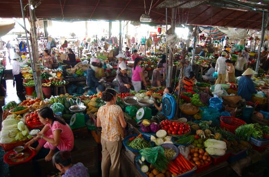 Southeast Asian Markets: Chatuchak Weekend Market