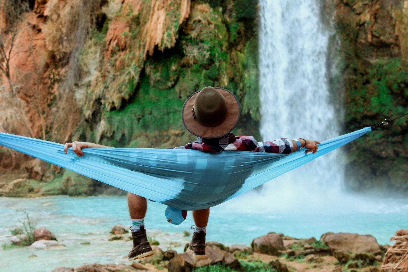 Backpacking USA - blue hammock