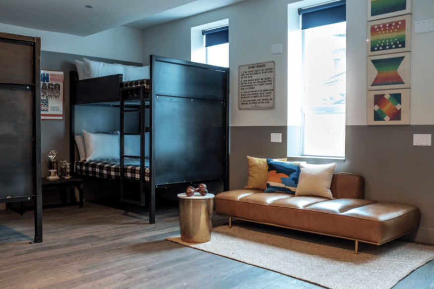 Best Hostels In Chicago - FieldHouse Jones