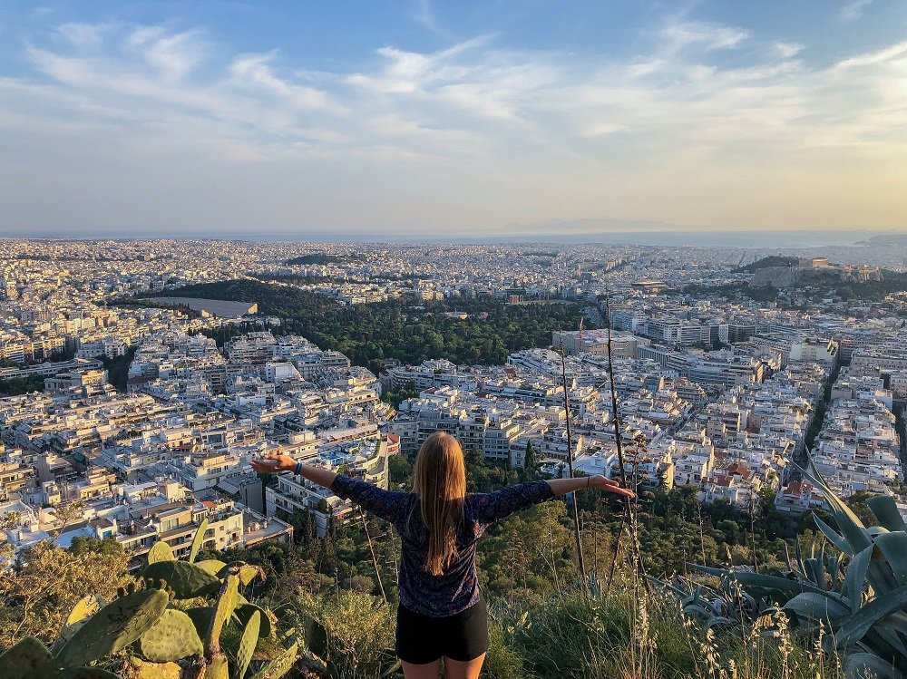 How social media provides comfort for solo female travellers
