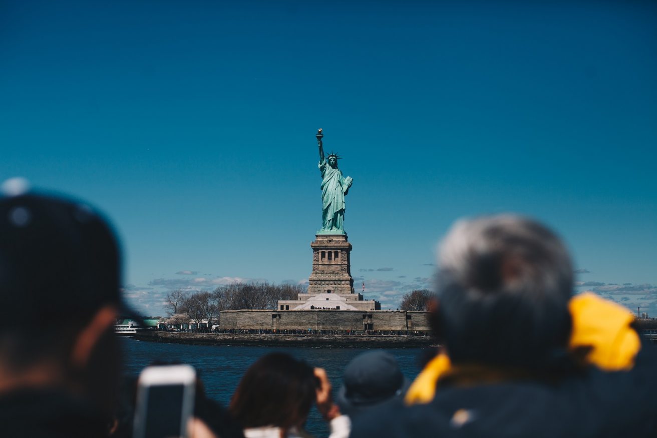 backpacking USA - statue of liberty