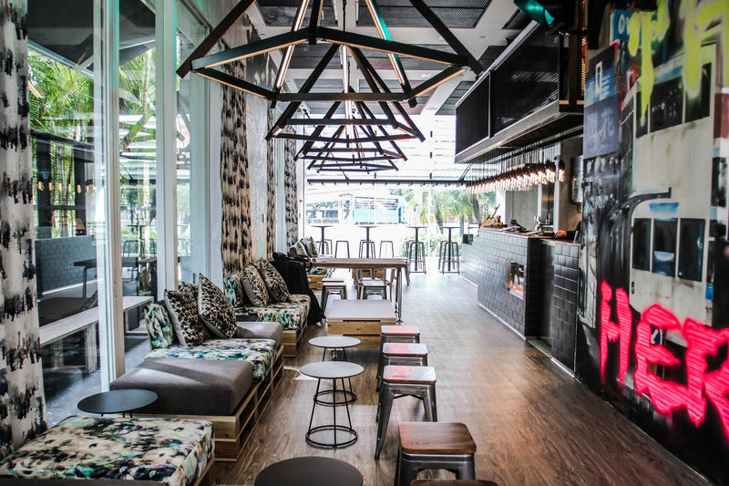 Best hostels in Hong Kong - Mojo Nomad Aberdeen Harbour