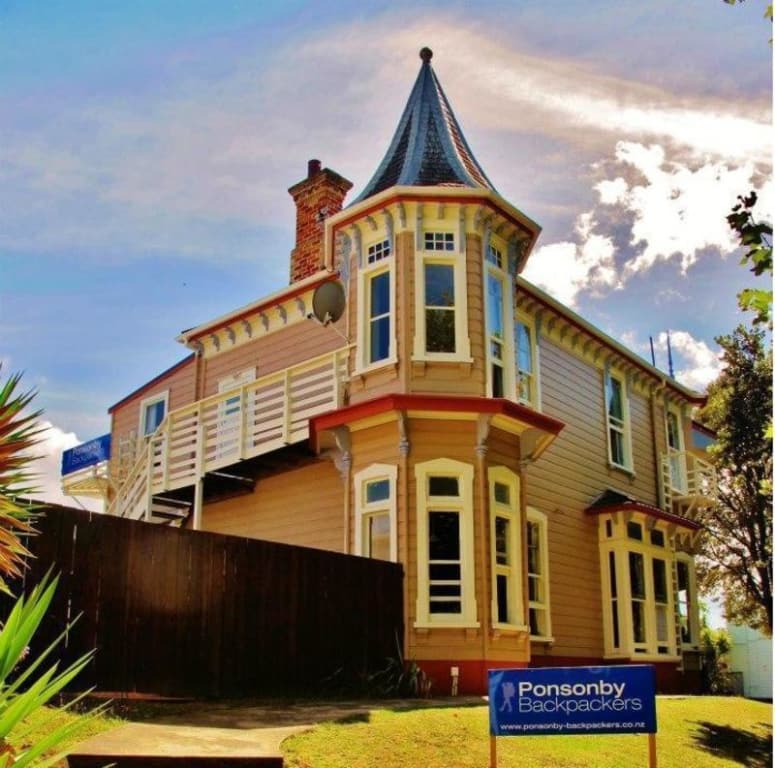 best hostels in auckland - Ponsonby Backpackers