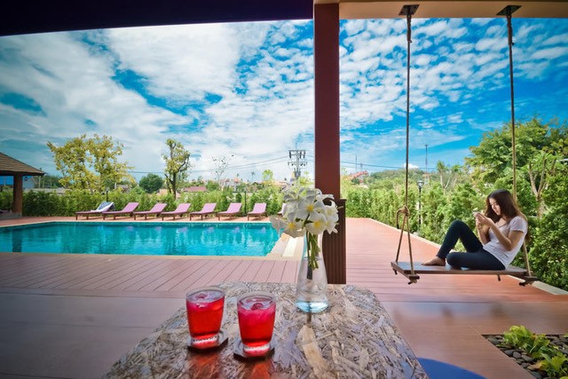 best hostels in koh samui - Sirin Samui Boutique Hostel