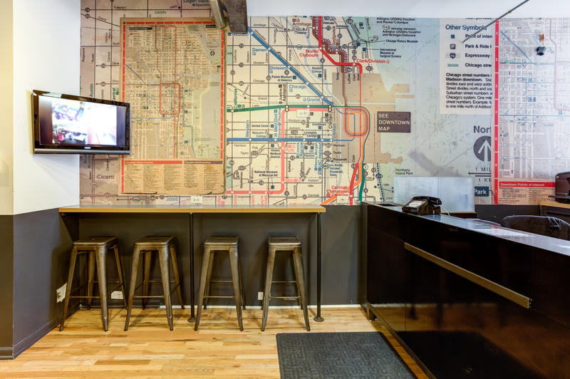 Best Hostels In Chicago - urban holiday lofts