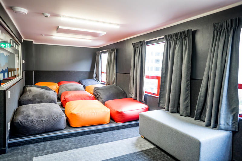 best hostels in auckland - YHA Auckland City Backpackers