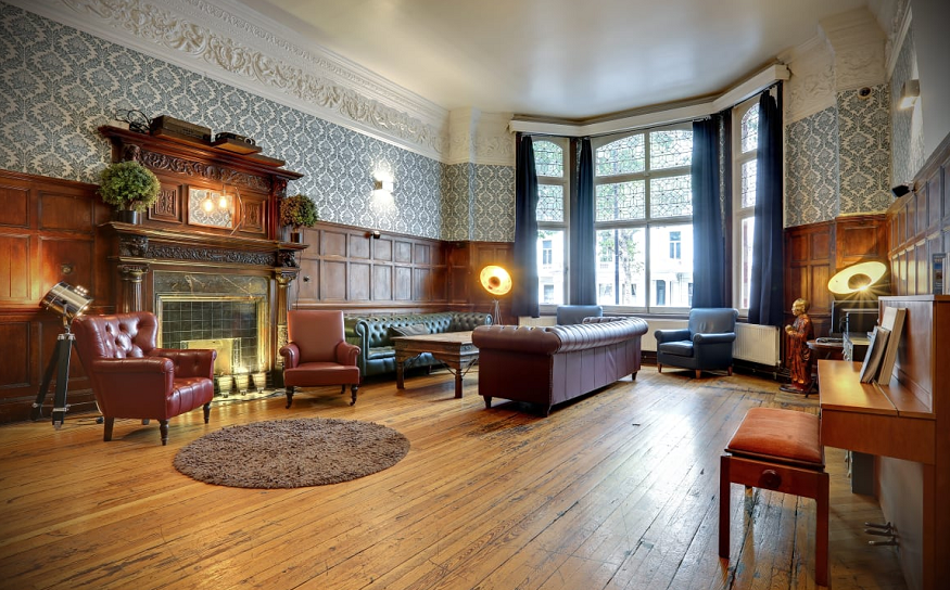 best hostels in london astor hyde park