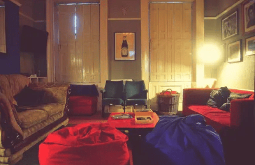 best hostels in belfast, vagabonds hostel lounge with sofas and bean bags