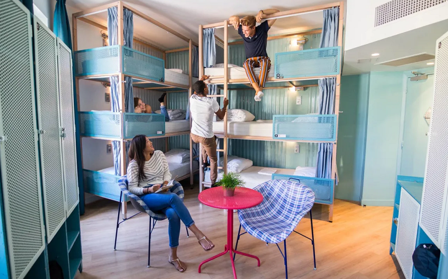 best hostels in nice, dorm room at Hostel OZZ & Bar by Happyculture 